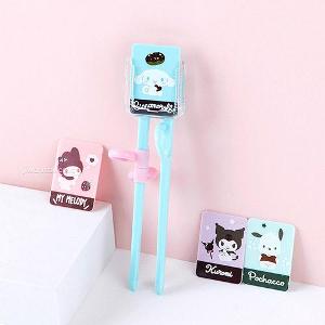 Sanrio角色學習筷子
