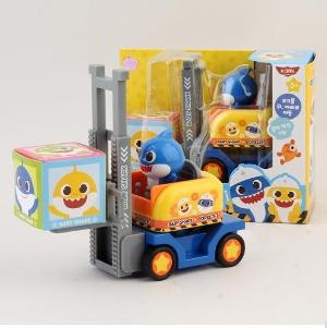 Baby Shark 挖土 + 起重機回力車玩具組合 (3歲以上)